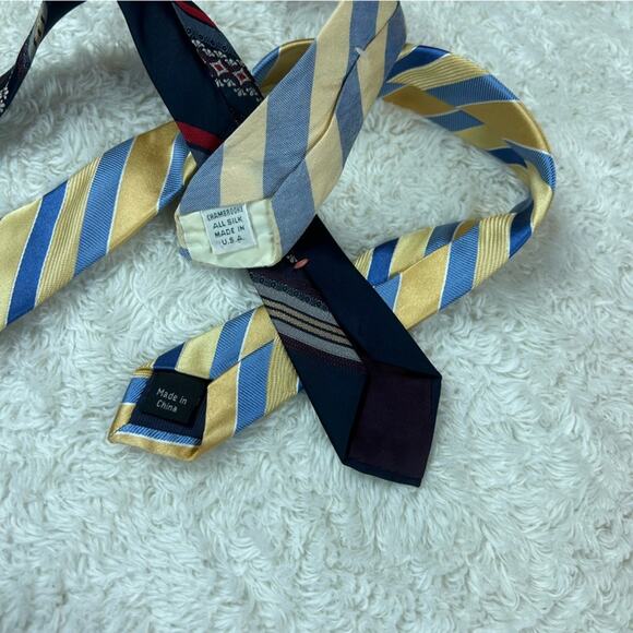 Blue and Gold Vintage and Modern Necktie lot - bundle of 7 ties - Picture 7 of 7